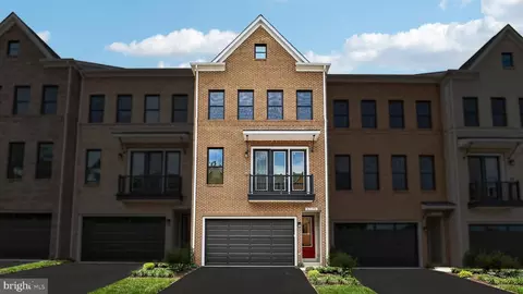 42196 Shining Star Sq #HOME 4535, Ashburn, VA 20148