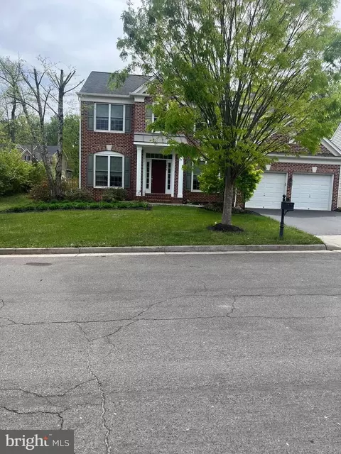 43896 Churchill Glen Dr, Chantilly, VA 20152