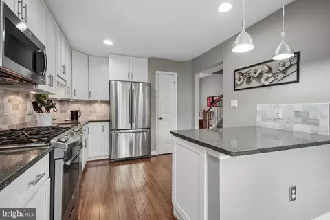 Kitchen - 20341 Ashcroft Ter, Sterling, VA 20165 photo 3 of 3