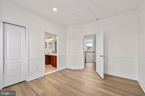 Entry Way - 43341 Barnstead Dr, Ashburn, VA 20148 photo 13 of 17