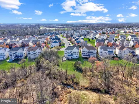 View/Area - 43341 Barnstead Dr, Ashburn, VA 20148 photo 3 of 7