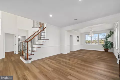 Entry Way - 43341 Barnstead Dr, Ashburn, VA 20148 photo 4 of 17