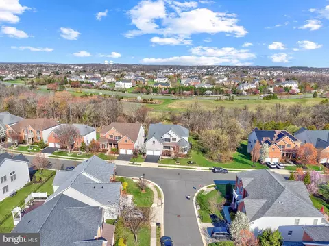 View/Area - 43341 Barnstead Dr, Ashburn, VA 20148 photo 2 of 7