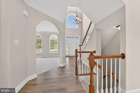 Entry Way - 16546 Lance Trail Ct, Hamilton, VA 20158 photo 4 of 8