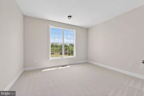 Bedroom - 16546 Lance Trail Ct, Hamilton, VA 20158 photo 2 of 5
