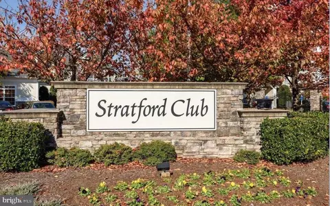 512 Sunset View Ter SE #208, Leesburg, VA 20175