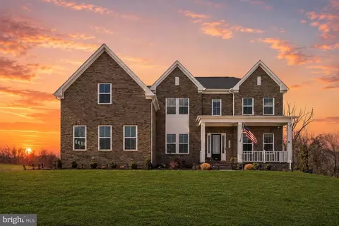 40452 Windyhill Farms Dr, Aldie, VA 20105