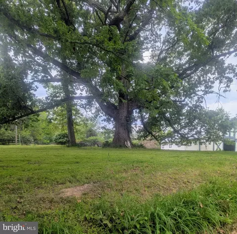 19647 Telegraph Springs Rd, Purcellville, VA 20132