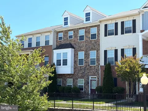 46680 Joubert Ter, Potomac Falls, VA 20165