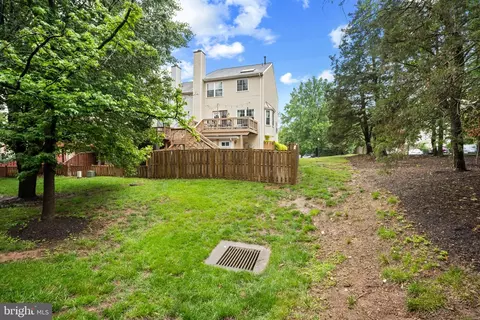 Exterior - 43226 Clearnight Ter, Ashburn, VA 20147 photo 9 of 10