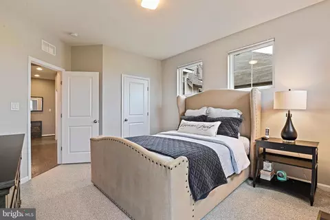 Bedroom - 23560 Epperson Sq, Brambleton, VA 20148 photo 4 of 9