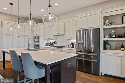 Kitchen - 23560 Epperson Sq, Brambleton, VA 20148 photo 5 of 5