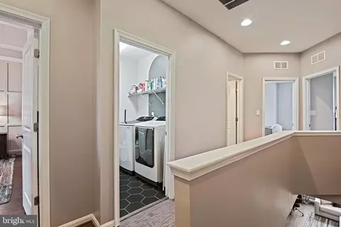 Entry Way - 23560 Epperson Sq, Brambleton, VA 20148 photo 1 of 3