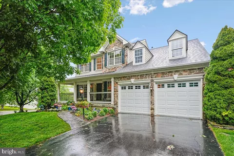 320 N Constitution Way, Purcellville, VA 20132