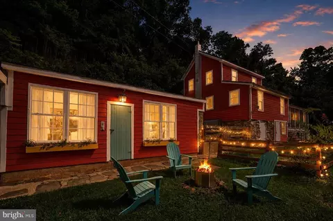 13316 Downey Mill Rd, Lovettsville, VA 20180