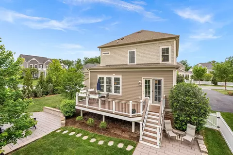 Exterior - 41953 Paddock Gate Pl, Ashburn, VA 20148 photo 9 of 16
