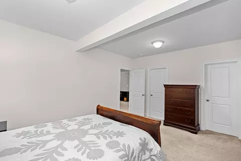 Bedroom - 41953 Paddock Gate Pl, Ashburn, VA 20148 photo 7 of 7