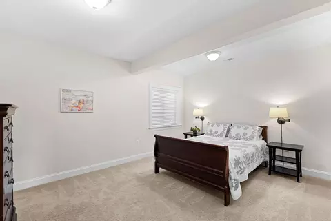 Bedroom - 41953 Paddock Gate Pl, Ashburn, VA 20148 photo 6 of 7