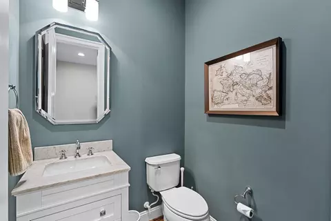 Bath - 41953 Paddock Gate Pl, Ashburn, VA 20148 photo 1 of 6