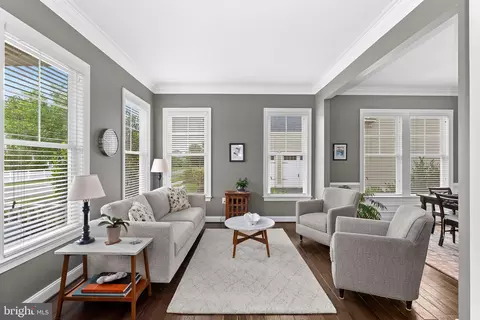 Living - 41953 Paddock Gate Pl, Ashburn, VA 20148 photo 1 of 5
