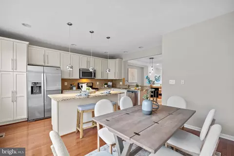 43202 Whelplehill Ter, Ashburn, VA 20148 photo 12