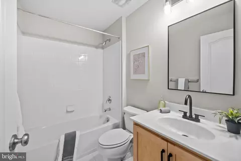 43202 Whelplehill Ter, Ashburn, VA 20148 photo 38