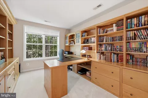 Other - 43232 Golf View Dr, Chantilly, VA 20152 photo 4 of 7
