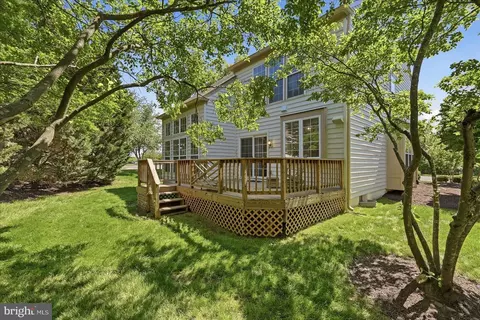 Exterior - 43232 Golf View Dr, Chantilly, VA 20152 photo 3 of 4