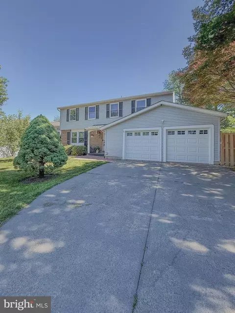 107 Appletree Dr NE, Leesburg, VA 20176