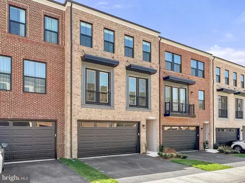 21740 Charing Cross Ter, Broadlands, VA 20148
