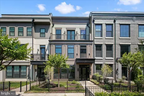 44645 Danvers Ter, Ashburn, VA 20147