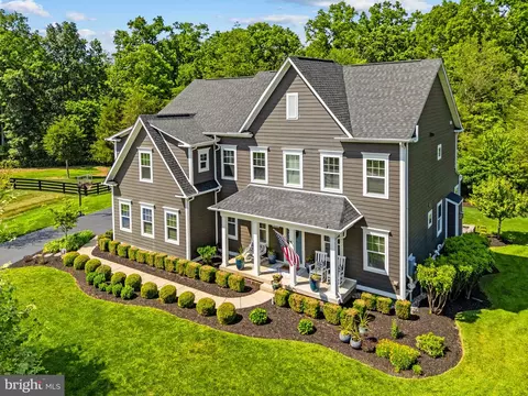 24886 Dahlia Manor Pl, Aldie, VA 20105