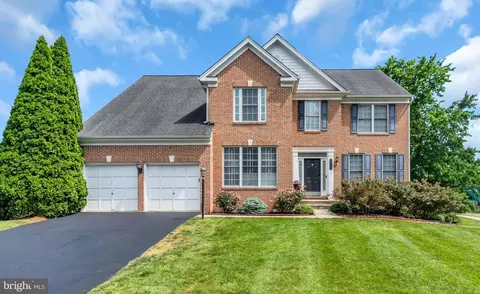 43553 Dempsey Ln, Chantilly, VA 20152