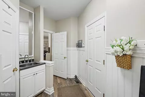 42498 Longacre Dr, Chantilly, VA 20152 photo 12