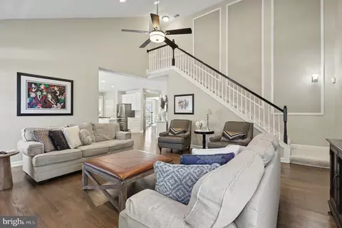 42498 Longacre Dr, Chantilly, VA 20152 photo 9