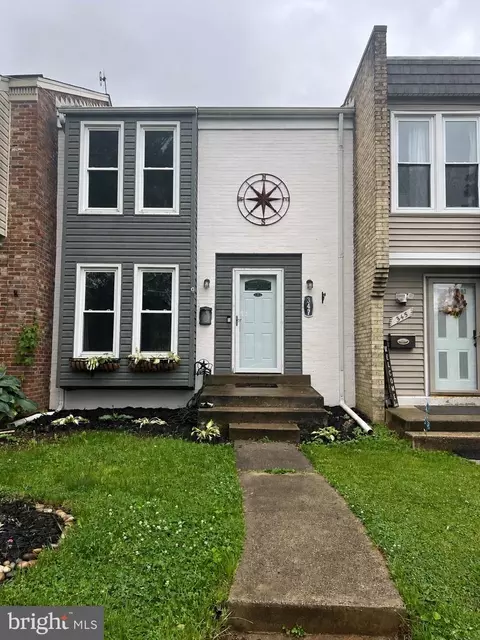 347 Shenandoah St SE, Leesburg, VA 20175