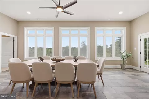 Dining - 17689 Bates Dr, Hamilton, VA 20158 photo 4 of 5