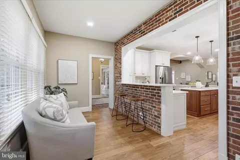 Entry Way - 17689 Bates Dr, Hamilton, VA 20158 photo 4 of 6