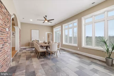 Dining - 17689 Bates Dr, Hamilton, VA 20158 photo 3 of 5