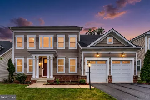 23754 Kilkerran Dr, Aldie, VA 20105