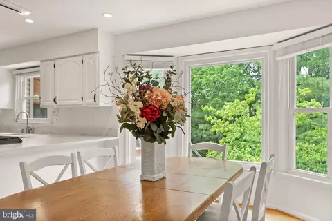 Dining - 43847 Glenhazel Dr, Ashburn, VA 20147 photo 3 of 5
