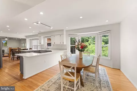 Dining - 43847 Glenhazel Dr, Ashburn, VA 20147 photo 2 of 5