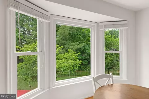 Dining - 43847 Glenhazel Dr, Ashburn, VA 20147 photo 4 of 5