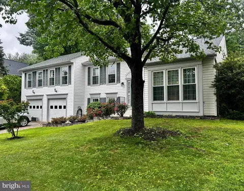 111 Environs Rd, Sterling, VA 20165