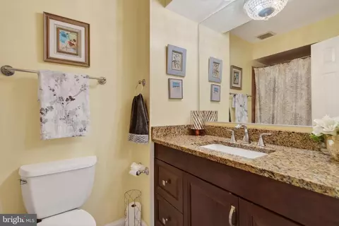 Bath - 111 Environs Rd, Sterling, VA 20165 photo 4 of 5