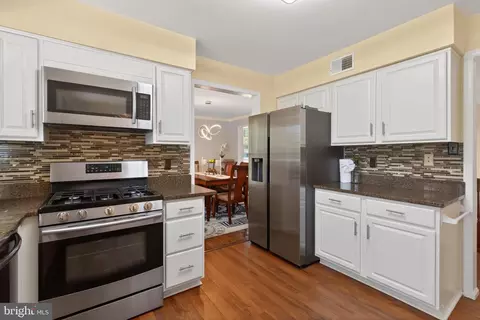 Kitchen - 111 Environs Rd, Sterling, VA 20165 photo 4 of 4