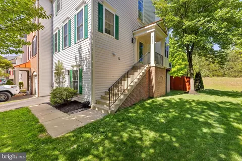 21622 Monmouth Ter, Ashburn, VA 20147