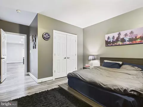 Bedroom - 38565 Piggott Btm, Hamilton, VA 20158 photo 8 of 10