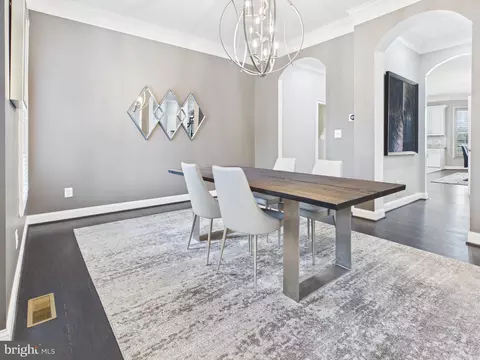 Dining - 38565 Piggott Btm, Hamilton, VA 20158 photo 1 of 10