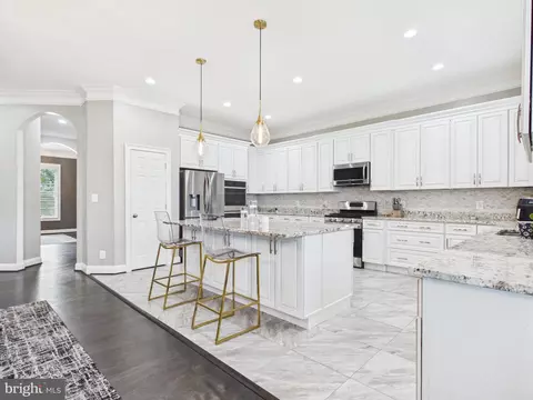 Kitchen - 38565 Piggott Btm, Hamilton, VA 20158 photo 2 of 3